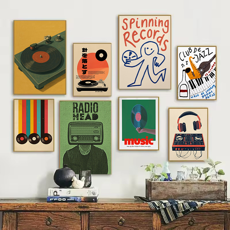 Japanese Lifestyle In Japanese - Retro Japanese Style Vinyl Record Player